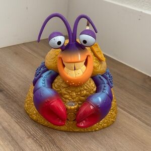 Disney store Tamatoa musical jewellery box - lights up and sings